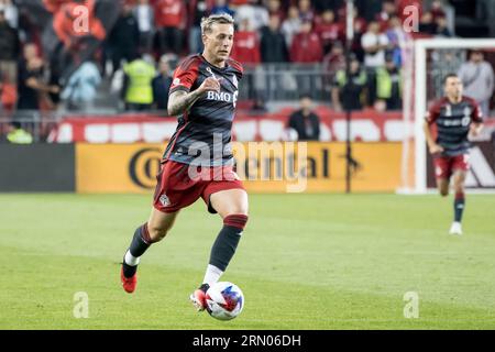 Toronto, Ontario, Canada. 30th Aug, 2023. Federico Bernardeschi #10 in action during the MLS game between Toronto FC and Philadelphia Union. The game ended 3-1 for Toronto FC. (Credit Image: © Angel Marchini/ZUMA Press Wire) EDITORIAL USAGE ONLY! Not for Commercial USAGE! Stock Photo