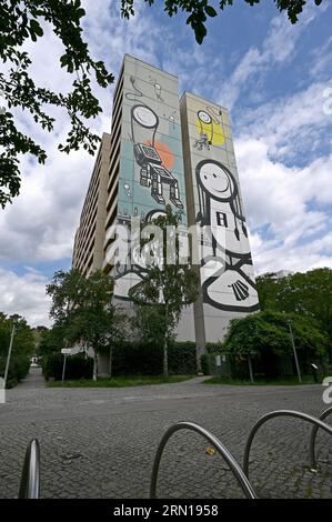 Artpark Tegel, Urban Street Art on 8 high-rise buildings in Berlin Tegel, London Police; without Title Stock Photo