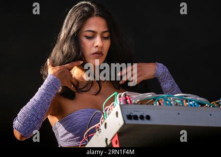 Arushi Jain – AKA Modular Princess – on the Walled Garden Stage at Green Man Festival in Wales, UK, August 2023. Photo: Rob Watkins Stock Photo