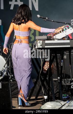 Arushi Jain – AKA Modular Princess – on the Walled Garden Stage at Green Man Festival in Wales, UK, August 2023. Photo: Rob Watkins Stock Photo