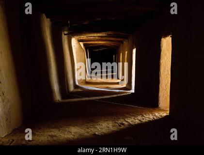 (150102) -- GAO, Jan. 2, 2015 -- Photo taken on Dec. 31, 2014 shows the woman s chamber of the mosque beside the Tomb of Askia, in Gao, northern Mali. Built in the late fifteenth century, Askia is believed to be the burial place of Askia Mohammad I, one of the Songhai Empire s most prolific emperors. It is designated as a UNESCO World Heritage Site in 2004. ) MALI-GAO-TOMB OF ASKIA LixJing PUBLICATIONxNOTxINxCHN   Gao Jan 2 2015 Photo Taken ON DEC 31 2014 Shows The Woman S Chamber of The Mosque Beside The Tomb of Askia in Gao Northern Mali built in The Late fifteenth Century Askia IS believed Stock Photo