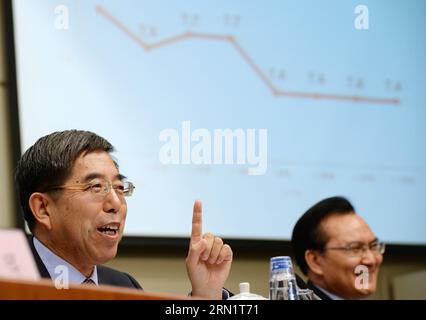 (150120) -- BEIJING, Jan. 20, 2015 -- Ma Jiantang (L), head of the National Bureau of Statistics (NBS), gestures while speaking at a press conference in Beijing, capital of China, Jan. 20, 2015. China s gross domestic product (GDP) grew 7.4 percent in 2014, registering the weakest expansion in 24 years, NBS data showed on Tuesday. ) (wf) CHINA-BEIJING-NBS-PRESS CONFERENCE(CN) ChenxYehua PUBLICATIONxNOTxINxCHN   Beijing Jan 20 2015 MA Tang Jian l Head of The National Bureau of Statistics NBS gestures while Speaking AT a Press Conference in Beijing Capital of China Jan 20 2015 China S big Domest Stock Photo