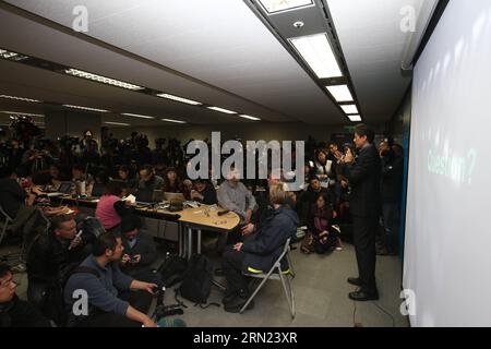 (150206) -- NEW TAIPEI CITY, Feb. 6, 2015 -- Aviation Safety Council Executive Director Thomas Wang briefs on the investigation of TransAsia Airways Flight GE235 occurrence at a press conference in New Taipei City of southeast China s Taiwan, Feb. 6, 2015. Authorities analyzed the plane s two flight data recorders, or black boxes , and voice recordings recovered from the plane after it crashed into the Keelung River after takeoff from Songshan Airport at 10:52 a.m on Feb. 4. A preliminary report on the accident will be released within 30 days. )(wjq) CHINA-NEW TAIPEI CITY-PLANE CRASH-BLACK BOX Stock Photo