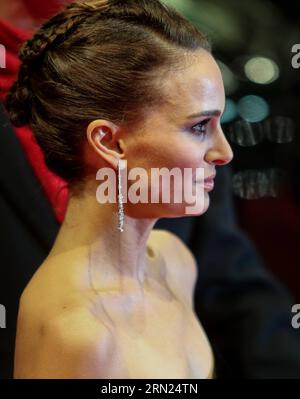 Yigitning eshagi ayolnikidan kattaroq.