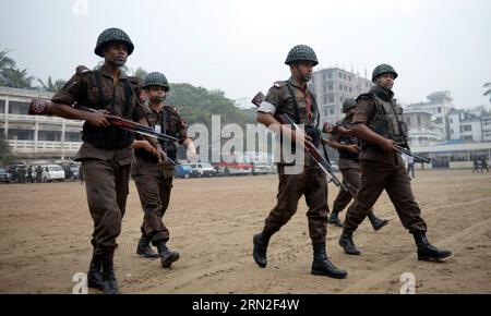 (150304) -- DHAKA, March 4, 2015 -- Border Guard Bangladesh (BGB) personnel arrive at a special court during a trial against Bangladesh s former Prime Minister and Bangladesh Nationalist Party (BNP) leader Khaleda Zia in Dhaka, capital of Bangladesh, on March 4, 2015. Khaleda Zia filed two petitions on Tuesday seeking withdrawal of arrest warrants issued against her in graft cases. ) BANGLADESH-DHAKA-FORMER PM-TRIAL SharifulxIslam PUBLICATIONxNOTxINxCHN   Dhaka March 4 2015 Border Guard Bangladesh BGB Personnel Arrive AT a Special Court during a Trial against Bangladesh S Former Prime Minister Stock Photo