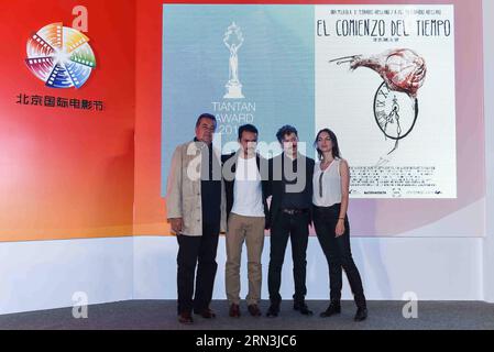 (150419) -- BEIJING, April 19, 2015 -- Director Bernardo Arellano (2nd R) and leading actor Francisco Barreiro (2nd L) of The Beginning of Time pose for a photo at the movie s premiere during the fifth Beijing International Film Festival (BJIFF) in Beijing, capital of China, April 19, 2015. Movie The Beginning of Time has entered the main competition of the Tiantan Award of BJIFF. ) (mt) CHINA-BEIJING-FILM FESTIVAL-FILM THE BEGINNING OF TIME -PREMIERE (CN) LuoxXiaoguang PUBLICATIONxNOTxINxCHN   Beijing April 19 2015 Director Bernardo Arellano 2nd r and Leading Actor Francisco Barreiro 2nd l of Stock Photo