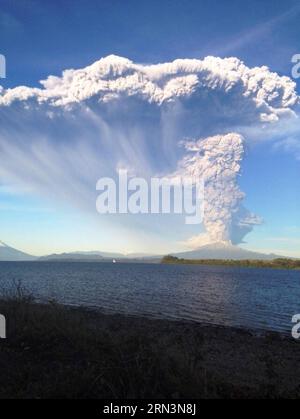 LLANQUIHUE, April 22, 2015 -- Image provided by Chile s National Service of Geology and Mining shows the Calbuco volcano after its eruption on April 22, 2015. The Chilean government has decreed the evacuation of some 1,500 people living in the vicinity of the volcano. (nxl) CHILE-CALBUCO VOLCANO-ERUPTION SERNAGEOMIN PUBLICATIONxNOTxINxCHN   Llanquihue April 22 2015 Image provided by Chile S National Service of Geology and Mining Shows The Calbuco Volcano After its Eruption ON April 22 2015 The Chilean Government has decreed The Evacuation of Some 1 500 Celebrities Living in The vicinity of The Stock Photo