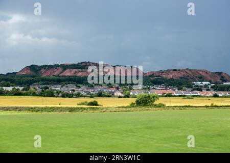 Greendykes Bing West Lothian's largest oil-shale bing located north of Broxburn. Stock Photo