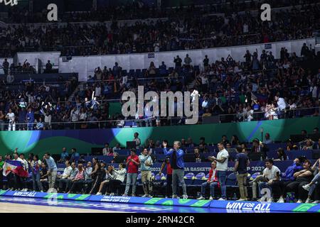 Manila, Philippines. 31st Aug, 2023. Fans cheer during the classification 17-32 match between South Sudan and the Philippines at the 2023 FIBA World Cup in Manila, the Philippines, Aug. 31, 2023. Credit: Wu Zhuang/Xinhua/Alamy Live News Stock Photo