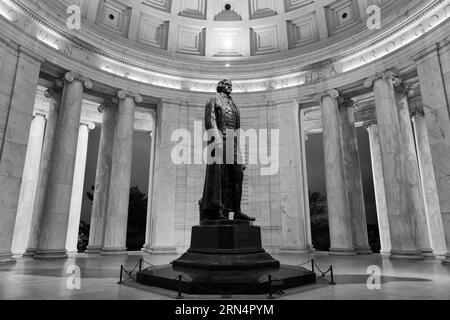 WASHINGTON DC, United States — A black and white photograph of the Jefferson Memorial. The Jefferson Memorial stands as an iconic tribute to the third U.S. President, Thomas Jefferson. Overlooking the Tidal Basin, this neoclassical monument is a testament to Jefferson's contributions to the founding principles of the nation. Stock Photo