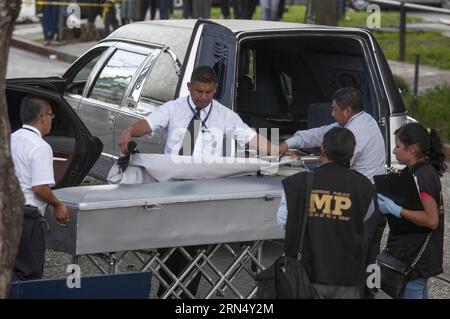 GUATEMALA CITY, June 3, 2015 -- Investigators transfer the body of lawyer Francisco Palomo after he was shot dead, in Guatemala City, capital of Guatemala, on June 3, 2015. Palomo, 64, a leading member of former Guatemalan dictator Efrain Rios Montt s defense team, was shot dead by two men on a motorbike while driving his car in Guatemala City, according to a preliminary police report. Luis Echeverria) (fnc) GUATEMALA-GUATEMALA CITY-LAWYER-SHOT DEAD e LuisxEcheverria PUBLICATIONxNOTxINxCHN   Guatemala City June 3 2015 Investigators Transfer The Body of lawyer Francisco Palomo After he what Sho Stock Photo