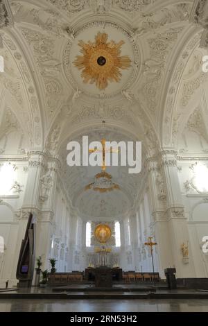 Interior view with ceiling fresco and crucifix from the Romanesque UNESCO Kiliansdom, St. Kilian, Cathedral, Chancel, Wuerzburg, Lower Franconia Stock Photo