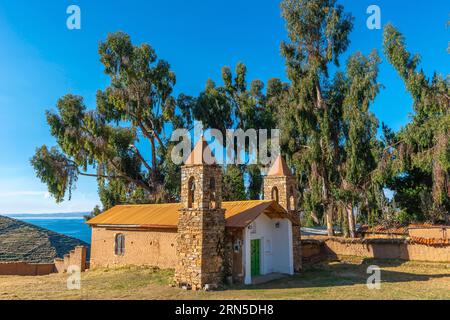 Stone church with double tower, Isla del Sol, Island of the Sun, Comunidad Yumani, Community of Yumani, spiritual centre, Lake Titicaca, altitude 3 Stock Photo