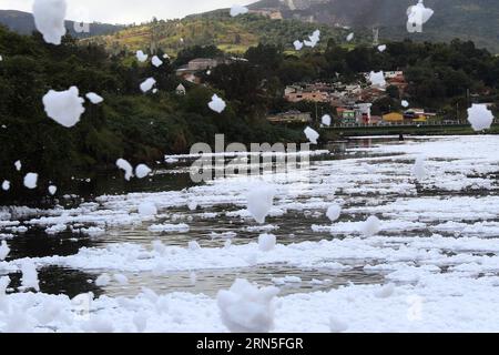 (150624) -- SAO PAULO, June 24, 2015 -- Photo taken on June 24, 2015 shows a general view of the polluted Tiete River in Pirapora do Bom Jesus, about 50km away from Sao Paulo, Brazil. Tiete is the main river of Sao Paulo State and the pollutant foam is related to the low flow of water and the presence of untreated sewage, according to Sao Paulo s State Environment Department. Rahel Patrasso) (jg) BRAZIL-SAO PAULO-ENVIRONMENT-POLLUTION e RahelxPatrasso PUBLICATIONxNOTxINxCHN   150624 Sao Paulo June 24 2015 Photo Taken ON June 24 2015 Shows a General View of The polluted Tiete River in  Do Bom J Stock Photo