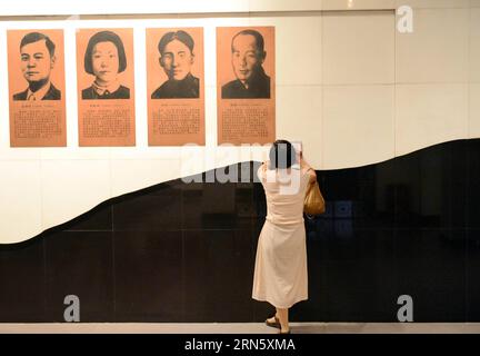 Ota qizini porno suratga tushmagani uchun jazolaydi Kuybishev, Novosibirsk viloyati, bir ayol bir kechada kotarildi