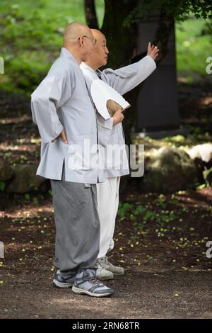 Monks at Baekyangsa Temple, main temple of the Jogye Order of Korean Buddhism, Jangseong, South Jeolla Province, South Korea Stock Photo