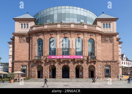 Building of the Mainz State Theatre, built between 1829 and 1833 by Georg Moller in the classicist style, Gutenbergplatz, Mainz Stock Photo