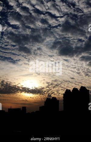 (150729) -- XIAMEN, July 29, 2015 -- Photo taken on July 28, 2015 shows clouds over Xiamen, southeast China s Fujian Province. ) (hgh/zwx) CHINA-FUJIAN-XIAMEN-CLOUDS(CN) ZengxDemeng PUBLICATIONxNOTxINxCHN   150729 Xiamen July 29 2015 Photo Taken ON July 28 2015 Shows Clouds Over Xiamen South East China S Fujian Province HGH zwx China Fujian Xiamen Clouds CN ZengxDemeng PUBLICATIONxNOTxINxCHN Stock Photo