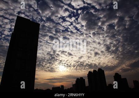 (150729) -- XIAMEN, July 29, 2015 -- Photo taken on July 28, 2015 shows clouds over Xiamen, southeast China s Fujian Province. ) (hgh/zwx) CHINA-FUJIAN-XIAMEN-CLOUDS(CN) ZengxDemeng PUBLICATIONxNOTxINxCHN   150729 Xiamen July 29 2015 Photo Taken ON July 28 2015 Shows Clouds Over Xiamen South East China S Fujian Province HGH zwx China Fujian Xiamen Clouds CN ZengxDemeng PUBLICATIONxNOTxINxCHN Stock Photo