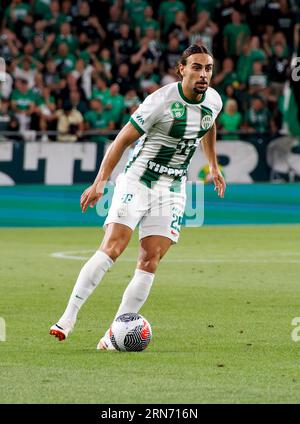 Budapest, Hungary. 31st August, 2023. Cebrails Makreckis of Ferencvarosi TC controls the ball during the UEFA Europa Conference League Play Off Round Second Leg match between Ferencvarosi TC and FK Zalgiris Vilnius at Groupama Arena on August 31, 2023 in Budapest, Hungary. Credit: Laszlo Szirtesi/Alamy Live News Stock Photo
