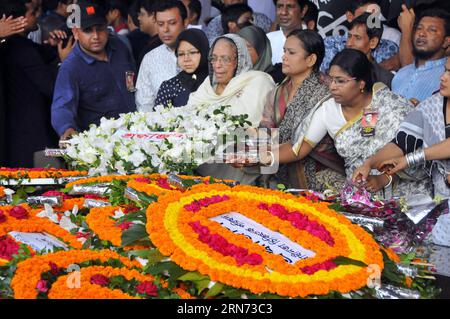 (150815) -- DHAKA, Aug. 15, 2015 -- Bangladeshi people pay homage to Bangladesh s founding father and first president Sheikh Mujibur Rahman s memorial in Dhaka, Bangladesh, Aug. 15, 2015. The nation commemorated on Friday the 40th death anniversary of Bangladesh s founding father and first president Sheikh Mujibur Rahman who was assassinated on Aug. 15, 1975. ) BANGLADESH-DHAKA-DEATH ANNIVERSARY-FIRST PRESIDENT SharifulxIslam PUBLICATIONxNOTxINxCHN   150815 Dhaka Aug 15 2015 Bangladeshi Celebrities Pay Homage to Bangladesh S Founding Father and First President Sheikh Mujibur Rahman S Memorial Stock Photo