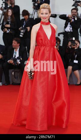 (150912) -- VENICE, Sept. 12, 2015 -- Elizabeth Banks attends the closing ceremony and premiere of the film Lao Pao Er (Mr. Six) during the 72nd Venice Film Festival at Lido island in Venice, Italy, Sept. 12, 2015. ) ITALY-VENICE-FILM-FESTIVAL-72ND-AWARD-RED CARPET YexPingfan PUBLICATIONxNOTxINxCHN   Venice Sept 12 2015 Elizabeth Banks Attends The CLOSING Ceremony and Premiere of The Film LAO Pao he Mr Six during The 72nd Venice Film Festival AT Lido Iceland in Venice Italy Sept 12 2015 Italy Venice Film Festival 72nd Award Red Carpet YexPingfan PUBLICATIONxNOTxINxCHN Stock Photo