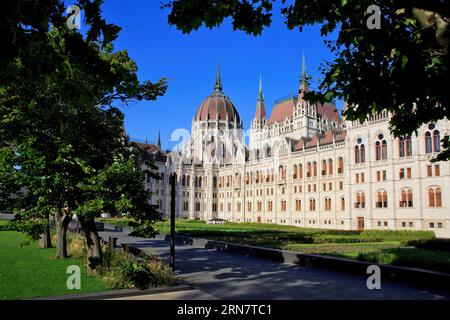 The Hungarian Parliament Building (1902) on a beautiful summer day in Budapest, Hungary Stock Photo