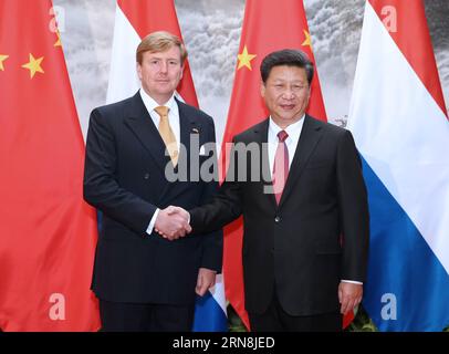 (151026) -- BEIJING, Oct. 26, 2015 -- Chinese President Xi Jinping (R) holds talks with King of the Netherlands Willem-Alexander in Beijing, capital of China, Oct. 26, 2015. ) (yxb) CHINA-BEIJING-XI JINPING-DUTCH KING-TALKS (CN) MaxZhancheng PUBLICATIONxNOTxINxCHN   Beijing OCT 26 2015 Chinese President Xi Jinping r holds Talks With King of The Netherlands Willem Alexander in Beijing Capital of China OCT 26 2015 yxb China Beijing Xi Jinping Dutch King Talks CN MaxZhancheng PUBLICATIONxNOTxINxCHN Stock Photo