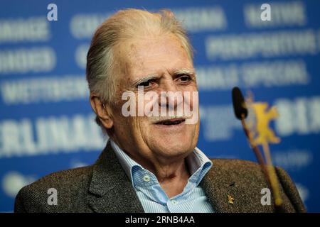 (160218) -- BERLIN, Feb. 18, 2016 -- German cinematographer Michael Ballhaus attends a press conference to present him as the laureate of the Honorary Golden Bear Award at the 66th Berlinale International Film Festival in Berlin, Germany, on Feb. 18, 2016. ) GERMANY-BERLIN-FILM FESTIVAL-BALLHAUS-HONORARY GOLDEN BEAR ZhangxFan PUBLICATIONxNOTxINxCHN   Berlin Feb 18 2016 German Cinematographer Michael Ballhaus Attends a Press Conference to Present HIM As The Laureate of The Honorary Golden Bear Award AT The 66th Berlinale International Film Festival in Berlin Germany ON Feb 18 2016 Germany Berli Stock Photo