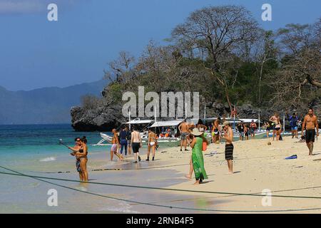 (160218) -- PALAWAN PROVINCE, Feb. 18, 2016 -- Tourists flock to a beach in Palawan Province, the Philippines, Feb. 18, 2016. Tourism revenues are expected to reach 6.5 billion U.S. dollars from the arrivals of six million foreign visitors in 2016 according to the Philippine Department of Tourism. ) PHILIPPINES-PALAWAN PROVINCE-TOURISM RouellexUmali PUBLICATIONxNOTxINxCHN   Palawan Province Feb 18 2016 tourists Flock to a Beach in Palawan Province The Philippines Feb 18 2016 Tourism revenues are expected to Reach 6 5 Billion U S Dollars from The Arrivals of Six Million Foreign Visitors in 2016 Stock Photo
