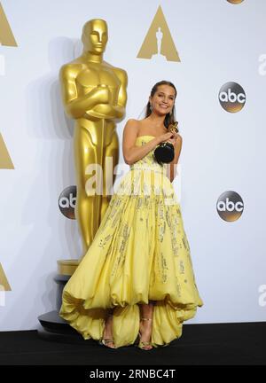 LOS ANGELES, Feb. 28, 2016 -- Alicia Vikander of The Danish Girl poses after winning the award for the actress in a supporting role, during the 88th Academy Awards at the Dolby Theater in Los Angeles, the United States, on Feb. 28, 2016. ) (lyi) US-LOS ANGELES-OSCARS-WINNERS YangxLei PUBLICATIONxNOTxINxCHN   Los Angeles Feb 28 2016 Alicia Vikander of The Danish Girl Poses After Winning The Award for The actress in a Supporting Role during The 88th Academy Awards AT The Dolby Theatre in Los Angeles The United States ON Feb 28 2016 lyi U.S. Los Angeles Oscars winners YangxLei PUBLICATIONxNOTxINx Stock Photo