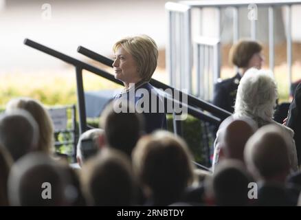 (160311) -- SIMI VALLEY, March 11, 2016 -- Hillary Clinton attends the funeral of former U.S. First Lady Nancy Reagan in Simi Valley, California, March 11, 2016. Nancy Reagan s funeral was held on Friday morning at the Ronald Reagan Presidential Library in Simi Valley, California. Nancy Reagan died of heart failure last Sunday at the age of 94. ) U.S.-CALIFORNIA-SIMI VALLEY-NANCY REAGAN-FUNERAL YangxLei PUBLICATIONxNOTxINxCHN   Simi Valley March 11 2016 Hillary Clinton administration Attends The Funeral of Former U S First Lady Nancy Reagan in Simi Valley California March 11 2016 Nancy Reagan Stock Photo