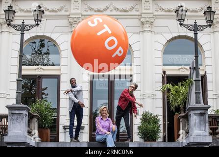 AMSTERDAM - Sergio Vyent, Maxime Meiland and Herman Brusselmans during the kick-off of the tenth anniversary edition of Stoptober. Stoptober is an annual campaign to encourage smokers to stop smoking for 28 days in October. ANP EVA PLEVIER netherlands out - belgium out Stock Photo