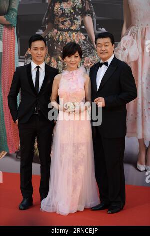 (160403) -- HONG KONG, April 3, 2016 -- Actress Angie Chiu (C) poses on the red carpet at the 35th Hong Kong Film Awards in Hong Kong, south China, April 3, 2016. )(mcg) CHINA-HONG KONG-FILM AWARDS-RED CARPET (CN) QinxQing PUBLICATIONxNOTxINxCHN   Hong Kong April 3 2016 actress Angie Chiu C Poses ON The Red Carpet AT The 35th Hong Kong Film Awards in Hong Kong South China April 3 2016 McG China Hong Kong Film Awards Red Carpet CN QinxQing PUBLICATIONxNOTxINxCHN Stock Photo