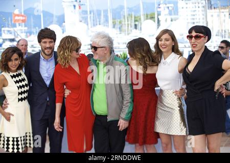 (160517) -- CANNES, May 17, 2016 -- Director Pedro Almodovar(C) and cast members Inma Cuesta, Daniel Grao, Emma Suarez, Adriana Ugarte, Michelle Jenner and Rossy de Palma (L-R) pose during a photocall for the film Julieta in competition at the 69th Cannes Film Festival in Cannes, France, May 17, 2016. ) FRANCE-CANNES-FILM FESTIVAL-JULIETA-PHOTO CALL JinxYu PUBLICATIONxNOTxINxCHN   160517 Cannes May 17 2016 Director Pedro Almodovar C and Cast Members Inma Cuesta Daniel Grao Emma Suarez Adriana Ugarte Michelle Jenner and Rossy de Palma l r Pose during a photo call for The Film Julieta in Competi Stock Photo