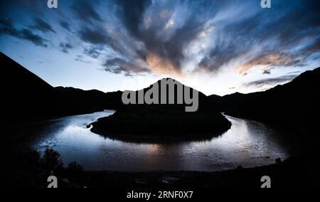 (160711) -- XINING, July 11, 2016 -- Photo taken on June 15, 2016 shows the upper stream of the Yellow River in Qumarleb County in Tibetan Autonomous Prefecture of Yushu, northwest China s Qinghai Province. Over the past decade, lots of efforts have been devoted to rehabilitate the fragile eco-system of Sanjiangyuan and the ecological degrading has been basically curbed. However, there are still problems ranging from overlapping authority, weak law enforcement, lack of public awareness and a conflict between ecological protection and people s need for higher incomes. The Sanjiangyuan National Stock Photo