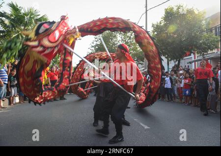 (160731) -- SEMARANG, July 31, 2016 -- Local people perform dragon dance during a memorial ceremony to commemorate the 611th anniversary of ancient Chinese navigator Zheng He s visit in Semarang, capital city of Central Java Province, Indonesia, July 31, 2016. Zheng He commanded expeditionary voyages to Southeast Asia, South Asia, Western Asia, and East Africa from 1405 to 1433. Semarang is one of several ports in Java visited by him in his seven expeditions to the Western Ocean. )(yy) INDONESIA-SEMARANG-ZHENG HE-611TH ANNIVERSARY-MEMORIAL CEREMONY DuxYu PUBLICATIONxNOTxINxCHN   160731 Semaran Stock Photo