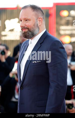 Georgios 'Yorgos' Lanthimos bei der Premiere des Kinofilms 'Poor Things' auf der Biennale di Venezia 2023 / 80. Internationale Filmfestspiele von Venedig im Palazzo del Cinema. Venedig, 01.09.2023 Stock Photo