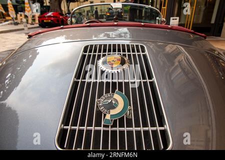 An immaculate vintage Porsche outside the Hôtel Hermitage in Monte-Carlo, Monaco, France Stock Photo