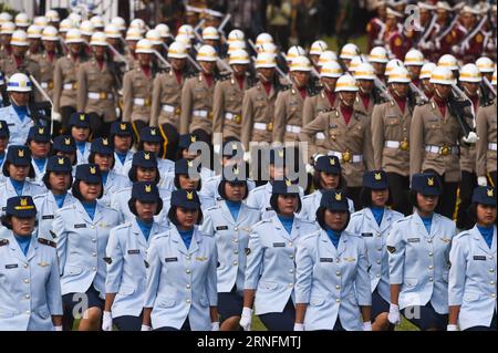 Unabhängigkeitstag in Indonesien (160817) -- JAKARTA, Aug. 17, 2016 -- Indonesian soldiers take part in the Indonesian Independence Day ceremony in Jakarta on August 17, 2016. Indonesia marked its 71st anniversary of independence on August 17. ) (zy) INDONESIA-JAKARTA-INDEPENDENCE DAY DuxYu PUBLICATIONxNOTxINxCHN   Independence Day in Indonesia 160817 Jakarta Aug 17 2016 Indonesian Soldiers Take Part in The Indonesian Independence Day Ceremony in Jakarta ON August 17 2016 Indonesia marked its 71st Anniversary of Independence ON August 17 ZY Indonesia Jakarta Independence Day DuxYu PUBLICATIONx Stock Photo