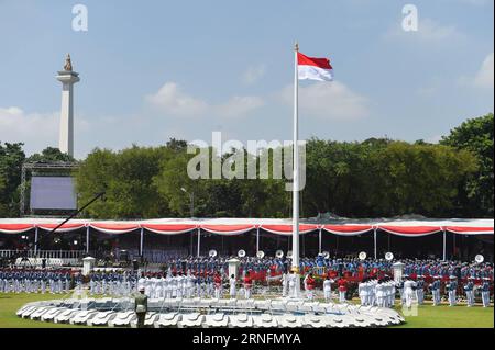 Unabhängigkeitstag in Indonesien (160817) -- JAKARTA, Aug. 17, 2016 -- Photo taken on Aug. 17, 2016 shows a scene of the flag-raising ceremony marking the Indonesian Independence Day in Jakarta on August 17, 2016. Indonesia marked its 71st anniversary of independence on August 17. ) (zy) INDONESIA-JAKARTA-INDEPENDENCE DAY DuxYu PUBLICATIONxNOTxINxCHN   Independence Day in Indonesia 160817 Jakarta Aug 17 2016 Photo Taken ON Aug 17 2016 Shows a Scene of The Flag Raising Ceremony marking The Indonesian Independence Day in Jakarta ON August 17 2016 Indonesia marked its 71st Anniversary of Independ Stock Photo