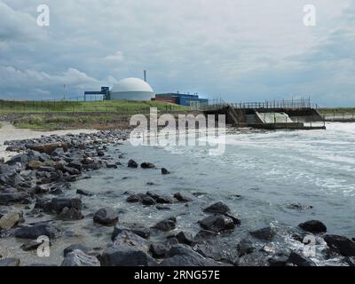 Borssele nuclear power plant on the Westerschelde coast in Borssele, Zeeland, the Netherlands Stock Photo