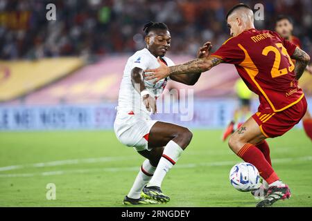 Rome, Italie. 01st Sep, 2023. Rafael Leao of Milan (L) vies of the ball with Gianluca Mancini of Roma (R) during the Italian championship Serie A football match between AS Roma and AC Milan on September 1, 2023 at Stadio Olimpico in Rome, Italy - Photo Federico Proietti/DPPI Credit: DPPI Media/Alamy Live News Stock Photo