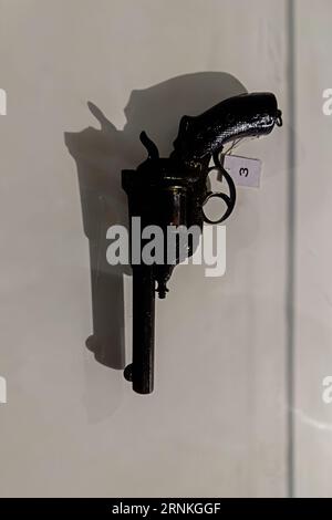 The Guns Used by the British in India - British Colonialism Stock Photo ...