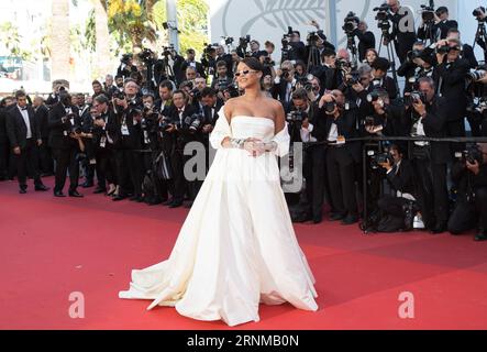 (170519) -- CANNES (FRANCE), May 19, 2017 -- Singer Rihanna poses on the red carpet for the screening of the film Okja in competition at the 70th Cannes International Film Festival in Cannes, France, on May 19, 2017. ) FRANCE-CANNES-INTERNATIONAL FILM FESTIVAL-OKJA XuxJinquan PUBLICATIONxNOTxINxCHN   Cannes France May 19 2017 Singer Rihanna Poses ON The Red Carpet for The Screening of The Film  in Competition AT The 70th Cannes International Film Festival in Cannes France ON May 19 2017 France Cannes International Film Festival  XuxJinquan PUBLICATIONxNOTxINxCHN Stock Photo