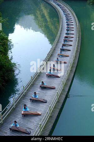 Keksa ayolning ogzida porno