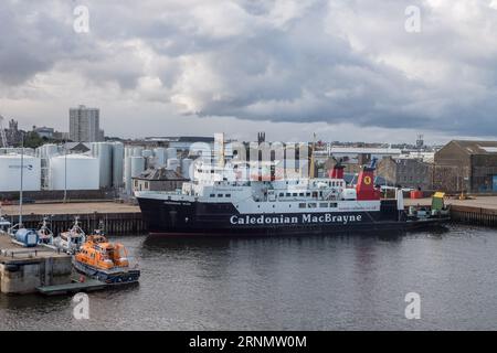 Caledonian MacBrayne ferry MV Hebridean Isle in Aberdeen for emergency repairs. Stock Photo