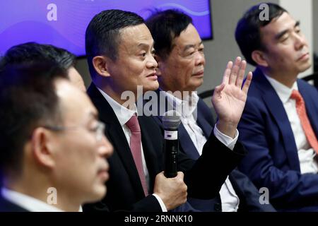 (170719) -- WASHINGTON D.C., July 19, 2017 -- Jack Ma (2nd L), founder and chairman of Chinese e-commerce giant Alibaba, takes part in a press conference during the 2017 China-U.S. Business Leaders Summit in Washington D.C. July 18, 2017. Jack Ma said here on Tuesday that Chinese and U.S. business leaders should join force to set for broader cooperation between the world s two largest economies in the future rather than focusing on the problems of the past. ) (yy) U.S.-CHINA-BUSINESS LEADERS SUMMIT tingxshen PUBLICATIONxNOTxINxCHN   Washington D C July 19 2017 Jack MA 2nd l Founder and Chairma Stock Photo