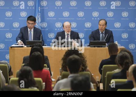 (170801) -- UNITED NATIONS, Aug. 1, 2017 -- Liu Jieyi (C, Rear), China s Permanent Representative to the United Nations and UN Security Council president for July briefs journalists at the United Nations during a press conference in New York, July 31, 2017. The Chinese envoy to the United Nations Monday called for negotiated solutions to the nuclear issue on the Korean Peninsula. ) (yk) UN-SECURITY COUNCIL-CHINA-PRESS CONFERENCE LixMuzi PUBLICATIONxNOTxINxCHN   United Nations Aug 1 2017 Liu Jieyi C Rear China S permanently Representative to The United Nations and UN Security Council President Stock Photo