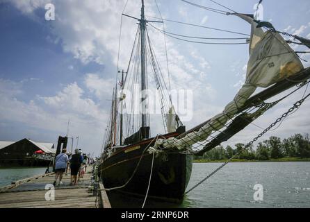 (170813) -- VANCOUVER, Aug. 13, 2017 -- A sailing ship is displayed during the 14th Richmond Maritime Festival in Richmond, Canada, on Aug. 12, 2017. The 14th Richmond Maritime Festival showcased maritime-themed activities and exhibitions to introduce Canada s maritime history and culture. ) (zy) CANADA-RICHMOND-14TH MARITIME FESTIVAL LiangxSen PUBLICATIONxNOTxINxCHN   Vancouver Aug 13 2017 a Sailing Ship IS displayed during The 14th Richmond Maritime Festival in Richmond Canada ON Aug 12 2017 The 14th Richmond Maritime Festival showcased Maritime themed Activities and Exhibitions to introduce Stock Photo